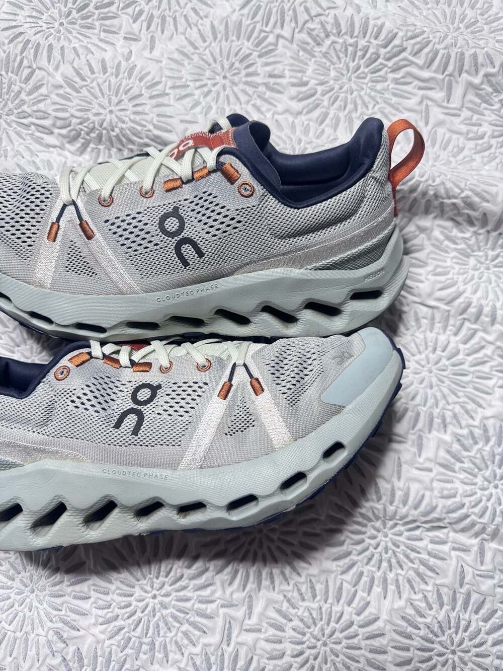 On Cloudsurfer Trail Men's 9.5 Gray Orange Shoes - Picture 9 of 11